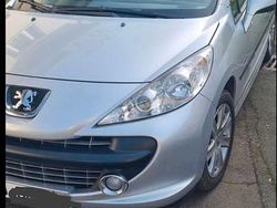 Silber Gebraucht 2007 Peugeot 207 CC Sport Cabrio | 3.750 € (Fairer Preis)