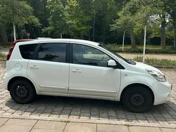 Weiß Gebraucht 2010 Nissan Note Van / Kleinbus | 2.499 €