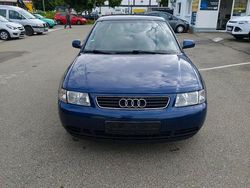 Blau Gebraucht 1999 Audi A3 Kleinwagen | 2.300 € (Fairer Preis)