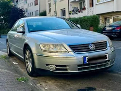 Silber Gebraucht 2006 VW Phaeton Limousine | 2.700 €