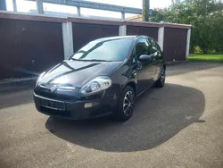 Schwarz Gebraucht 2010 Fiat Punto Kleinwagen | 1.950 € (Fairer Preis)