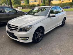 Weiß Gebraucht 2013 Mercedes C180 Limousine | 10.900 € (Etwas zu teuer)
