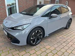 Grau Gebraucht 2022 Cupra Born Kleinwagen | 22.799 € (Fairer Preis)