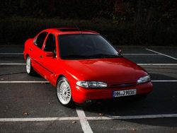 Rot Gebraucht 1993 Ford Mondeo Zetec Limousine | 7.850 €