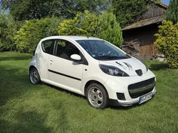 Weiß Gebraucht 2011 Peugeot 107 Sport Kleinwagen | 2.700 € (Fairer Preis)