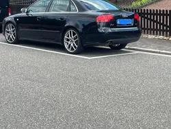 Schwarz Gebraucht 2005 Audi A4 Performance Limousine | 6.000 € (Etwas zu teuer)