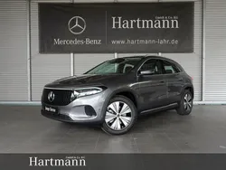 Mountaingrau Gebraucht 2024 Mercedes EQA300 Advanced SUV | 40.750 € (Teuer)