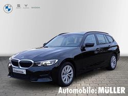 Schwarz Gebraucht 2022 BMW 318 Sport Line Kombi | 24.350 € (Superpreis)