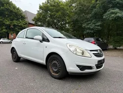 Weiß Gebraucht 2008 Opel Corsa Edition Kleinwagen | 1.990 € (Guter Preis)