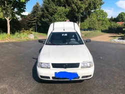 Weiß Gebraucht 2002 VW Caddy Van / Kleinbus | 2.900 € (Teuer)