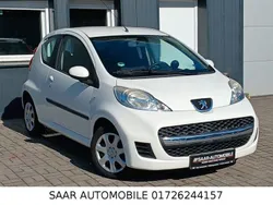 Weiß Gebraucht 2012 Peugeot 107 Filou Kleinwagen | 2.999 € (Fairer Preis)