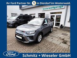 Platinum grey met Neu 2025 Ssangyong (KGM) Tivoli SUV | 25.450 €