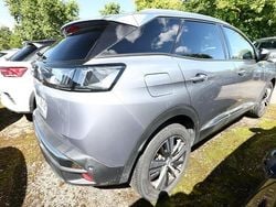 Artense grau metallic artense grau metallic artense grau metallic Gebraucht 2021 Peugeot 3008 Allure SUV | 22.907 € (Etwas zu teuer)