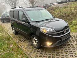 Grau Gebraucht 2016 Fiat Doblò Pop Van / Kleinbus | 5.990 € (Fairer Preis)