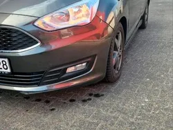 Grau Gebraucht 2018 Ford C-MAX Van / Kleinbus | 9.600 € (Guter Preis)