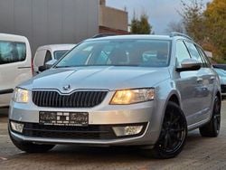 Silber Gebraucht 2015 Skoda Octavia Ambition Kombi | 6.700 € (Guter Preis)