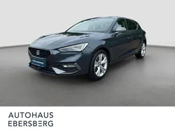 Grau Gebraucht 2024 Seat Leon Business Limousine | 26.900 € (Fairer Preis)
