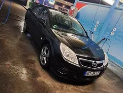 Schwarz Gebraucht 2005 Opel Vectra Limousine | 2.700 €