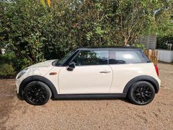 Beige Gebraucht 2015 Mini Cooper Kleinwagen | 8.500 €