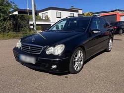 Schwarz Gebraucht 2006 Mercedes C280 Avantgarde Kombi | 4.600 € (Fairer Preis)