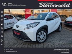 Weiß Gebraucht 2022 Toyota Aygo Play Kleinwagen | 12.780 € (Fairer Preis)