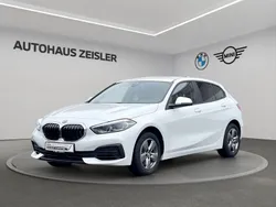 Mineralweiß Gebraucht 2024 BMW 116 Advantage Kleinwagen | 24.920 € (Fairer Preis)