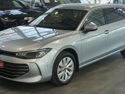 Silber Gebraucht 2024 VW Passat Kombi | 40.991 € (Guter Preis)