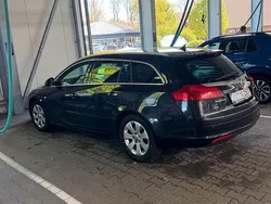 Schwarz Gebraucht 2010 Opel Insignia Kombi | 5.200 € (Fairer Preis)