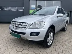 Iridiumsilber lack Gebraucht 2007 Mercedes ML320 Sport SUV | 6.690 €