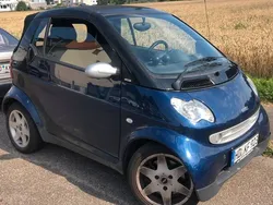 Blau Gebraucht 2002 Smart ForTwo Cabrio Passion Cabrio | 2.288 € (Fairer Preis)