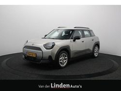 Grau Gebraucht 2025 Mini Aceman Essential SUV | 27.999 € (Teuer)