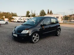 Schwarz Gebraucht 2005 Renault Modus Van / Kleinbus | 1.900 € (Fairer Preis)