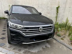Schwarz Gebraucht 2019 VW Touareg SUV | 47.850 € (Etwas zu teuer)