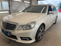 Weiß Gebraucht 2011 Mercedes E500 Avantgarde Limousine | 21.990 € (Fairer Preis)
