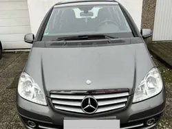 Grau Gebraucht 2011 Mercedes A200 Kleinwagen | 4.750 € (Fairer Preis)