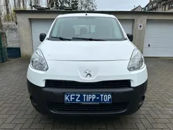 Weiß Gebraucht 2015 Peugeot Partner Van / Kleinbus | 4.299 € (Superpreis)