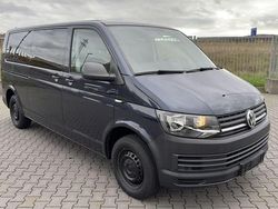 Blau Gebraucht 2018 VW T6 Van | 18.900 €