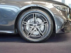 Graphitgrau Gebraucht 2024 Mercedes E200 AMG line Kombi | 46.900 € (Fairer Preis)