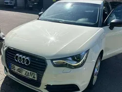 Weiß Gebraucht 2011 Audi A1 S-Line Kleinwagen | 10.000 € (Teuer)