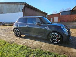 Grau Gebraucht 2020 Mini John Cooper Works Kleinwagen | 27.900 € (Fairer Preis)