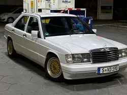 Weiß Gebraucht 1991 Mercedes 190 Limousine | 3.500 €