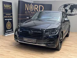 Deep black perleffek (metallic) Gebraucht 2019 VW Touareg Style SUV | 48.900 € (Guter Preis)