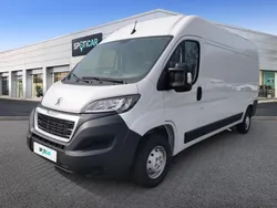 Weiß Gebraucht 2023 Peugeot Boxer Van | 32.950 €