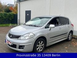 Silber Gebraucht 2011 Nissan Tiida Acenta Limousine | 5.299 € (Fairer Preis)