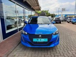 Vertigo blau Gebraucht 2021 Peugeot e-208 Active Kleinwagen | 15.490 € (Fairer Preis)