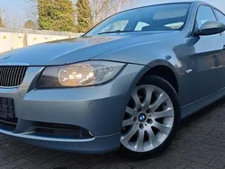 Blau Gebraucht 2005 BMW 325 Sport Line Limousine | 6.350 € (Fairer Preis)