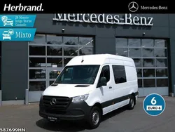 Weiss Gebraucht 2020 Mercedes Sprinter Van | 34.990 € (Teuer)