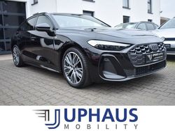Schwarz (mythosschwarz metallic) Gebraucht 2025 Audi A5 Ambiente Coupé | 47.490 € (Superpreis)