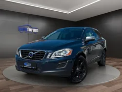 Blau Gebraucht 2013 Volvo XC60 Summum SUV | 11.990 € (Fairer Preis)
