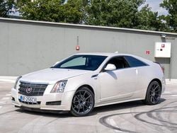 Weiß Gebraucht 2011 Cadillac CTS Coupé | 7.600 €